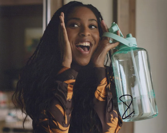 Jessica Williams autograph