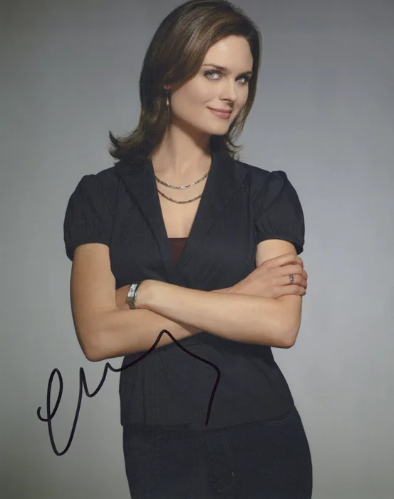 Emily Deschanel autograph