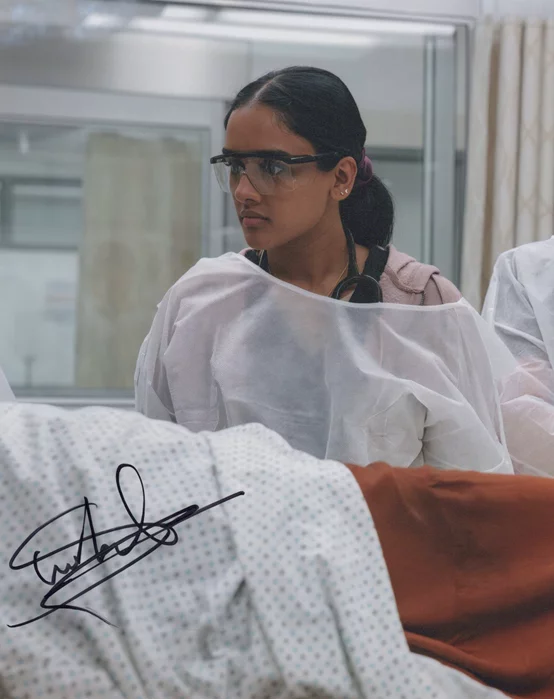 Shabana Azeez autograph