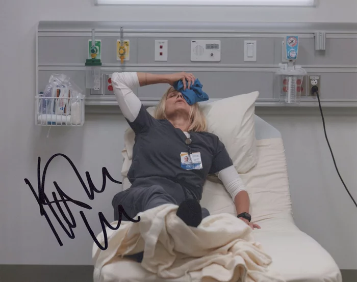 Katherine LaNasa autograph