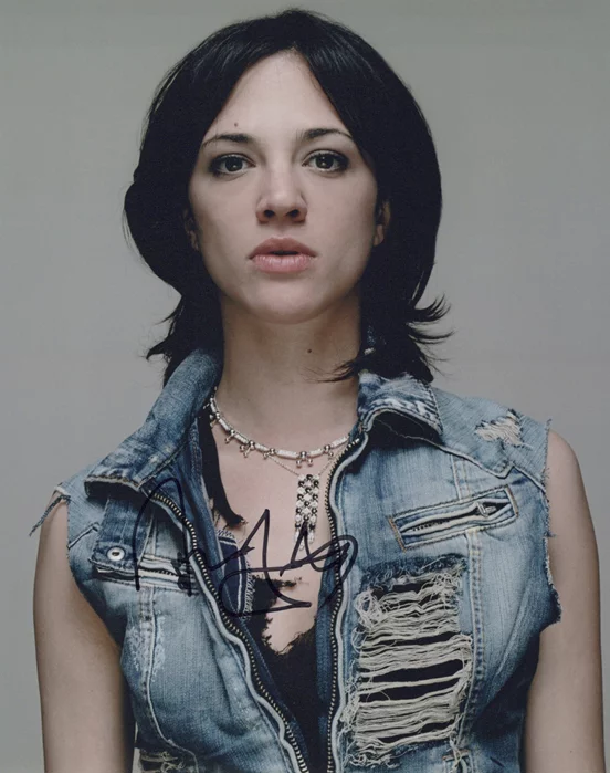 Asia Argento autograph