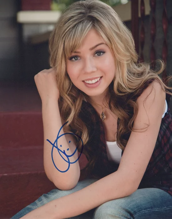 Jennette McCurdy autograph