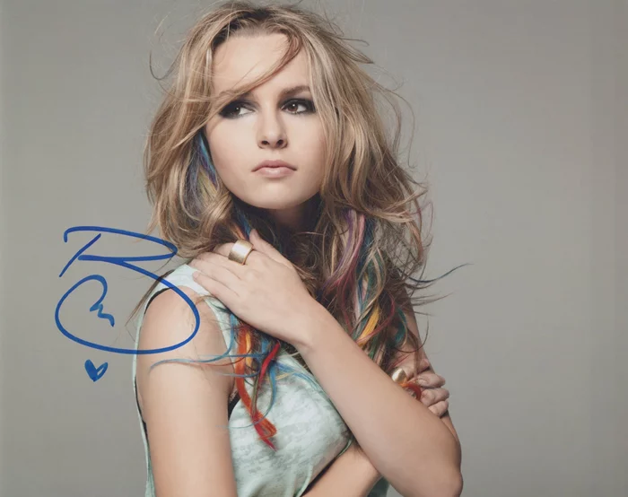Bridgit Mendler autograph
