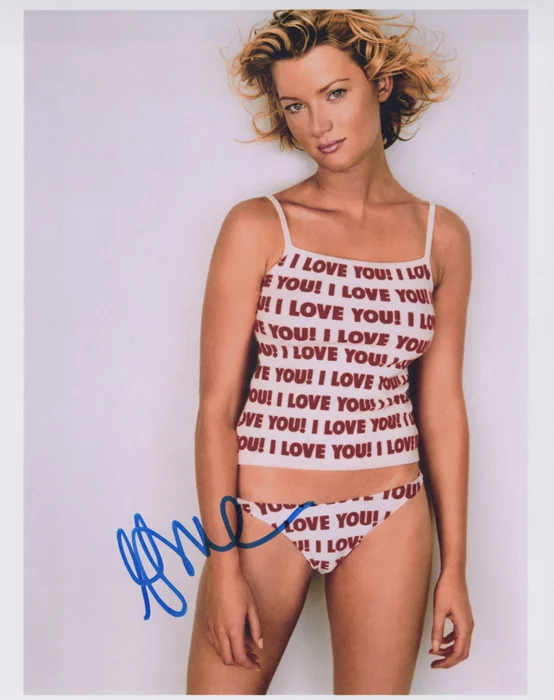 Gretchen Mol autograph