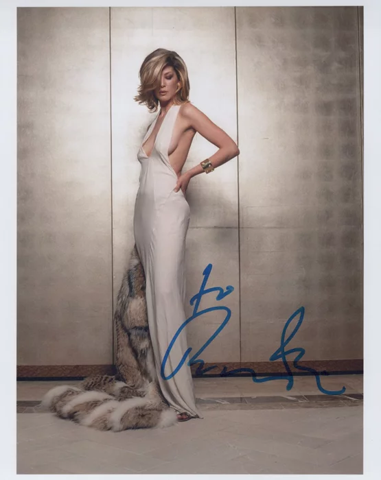 Rosamund Pike autograph