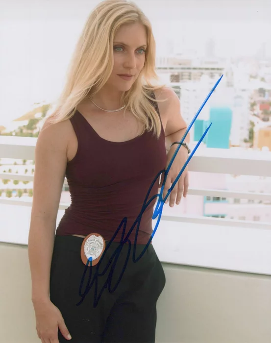 Emily Procter autograph