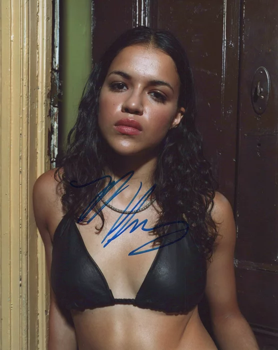 Michelle Rodriguez autograph
