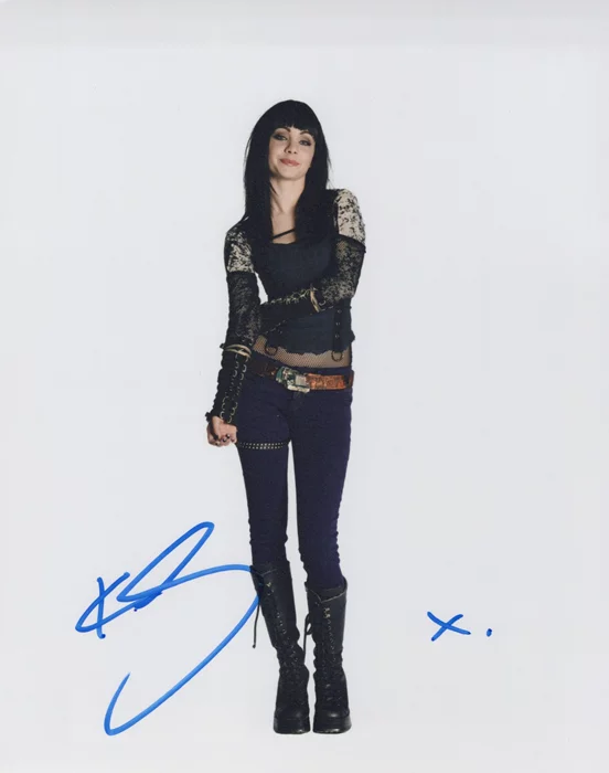 Ksenia Solo autograph