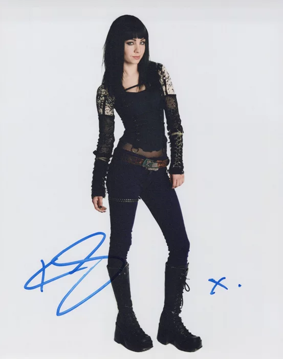 Ksenia Solo autograph
