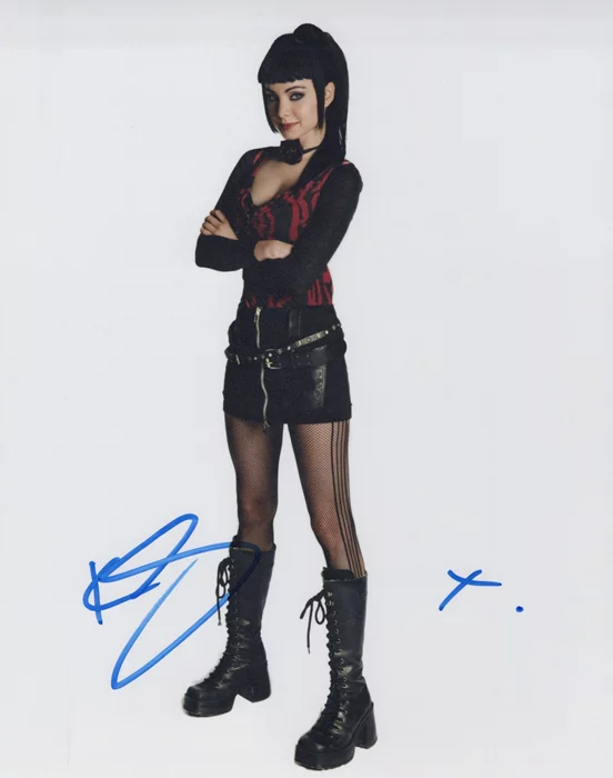 Ksenia Solo autograph