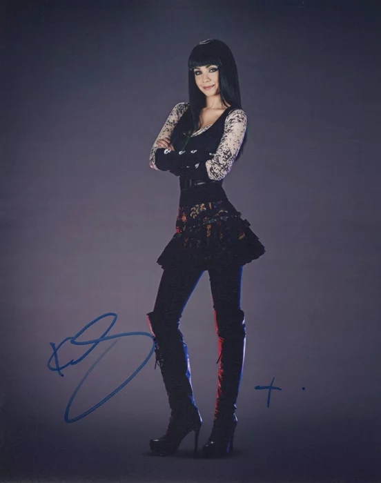 Ksenia Solo autograph