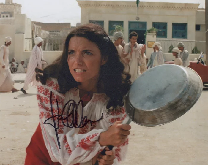 Karen Allen autograph