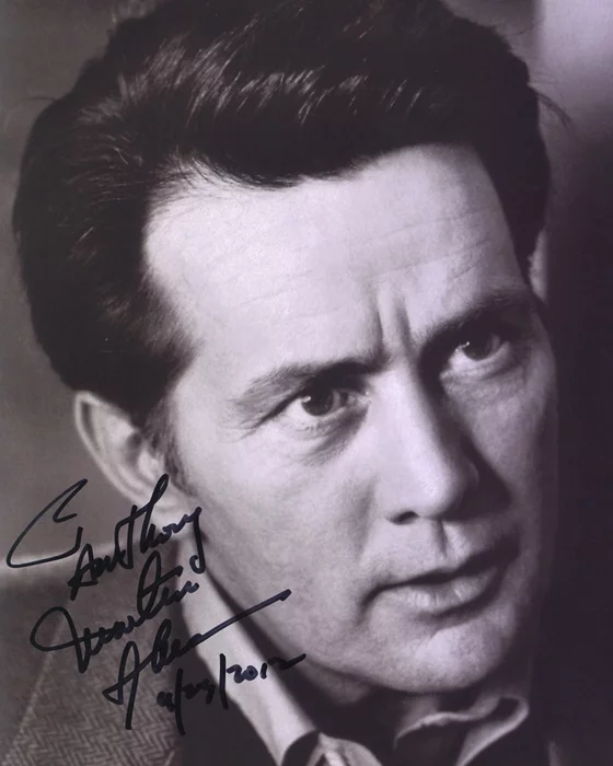 Martin Sheen autograph