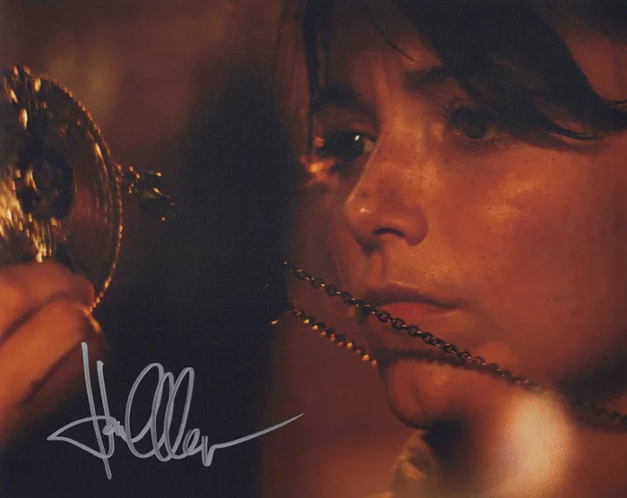 Karen Allen autograph