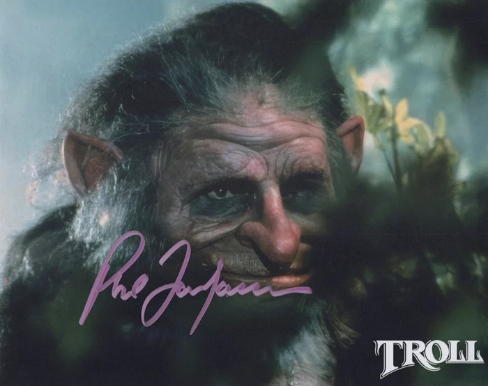 Phil Fondacaro autograph