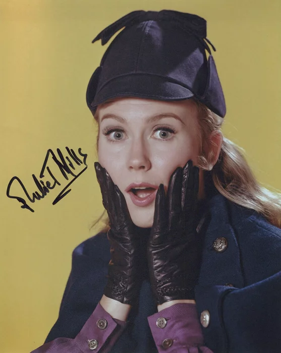 Juliet Mills autograph