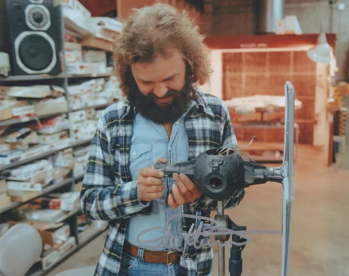 Lorne Peterson autograph