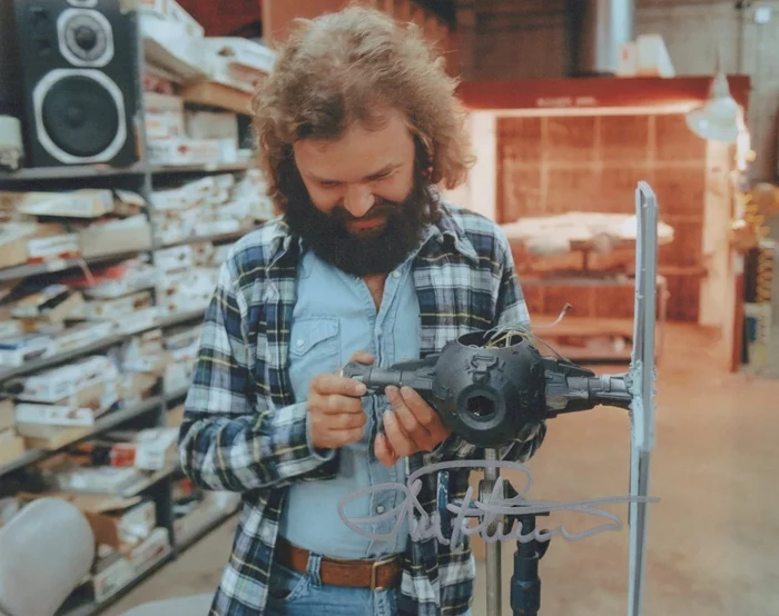 Lorne Peterson autograph