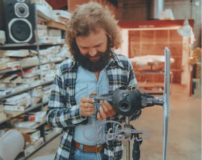 Lorne Peterson autograph