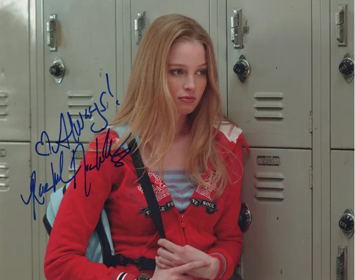 Rachel Nichols autograph