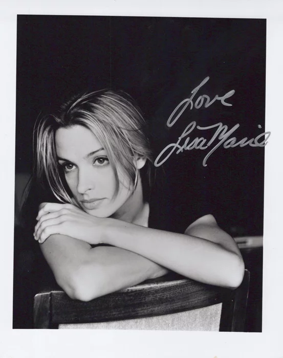 Lisa Marie autograph
