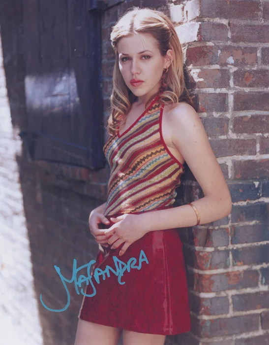 Majandra Delfino autograph