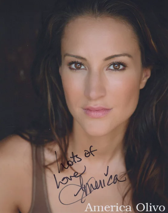 America Olivo autograph