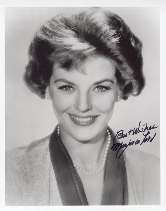 Marjorie Lord autograph