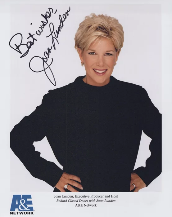 Joan Lunden autograph