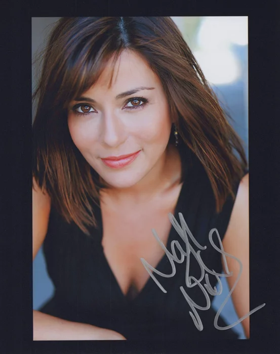 Marisol Nichols autograph