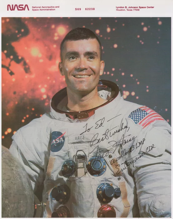 Fred Haise autograph