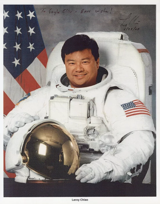 Leroy Chiao autograph
