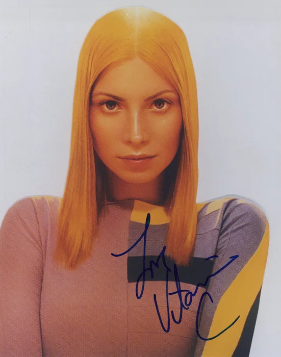 Vitamin C autograph