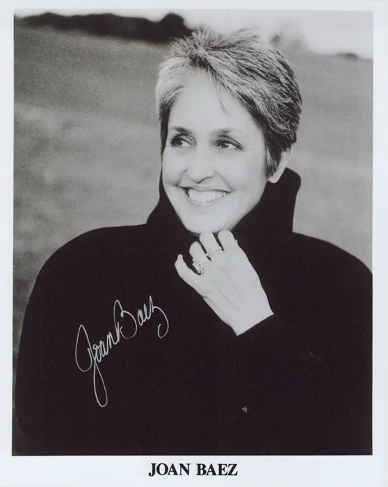 Joan Baez autograph