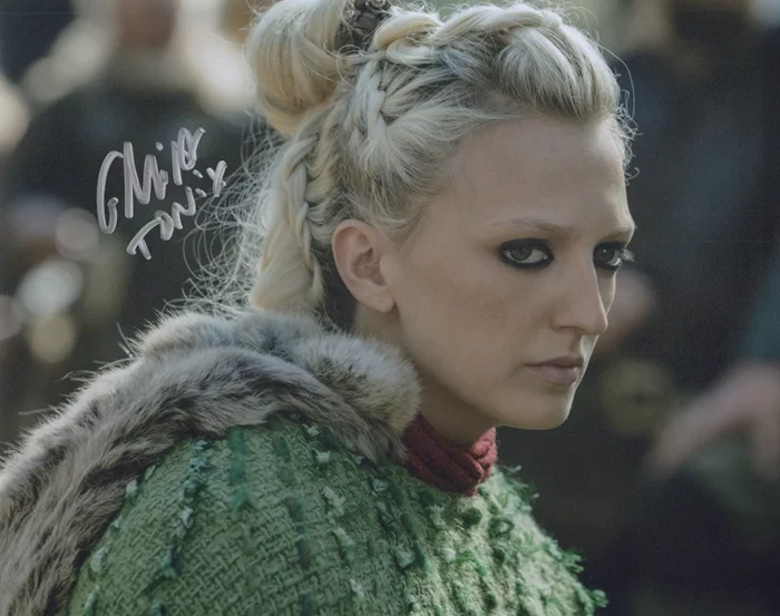 Georgia Hirst autograph