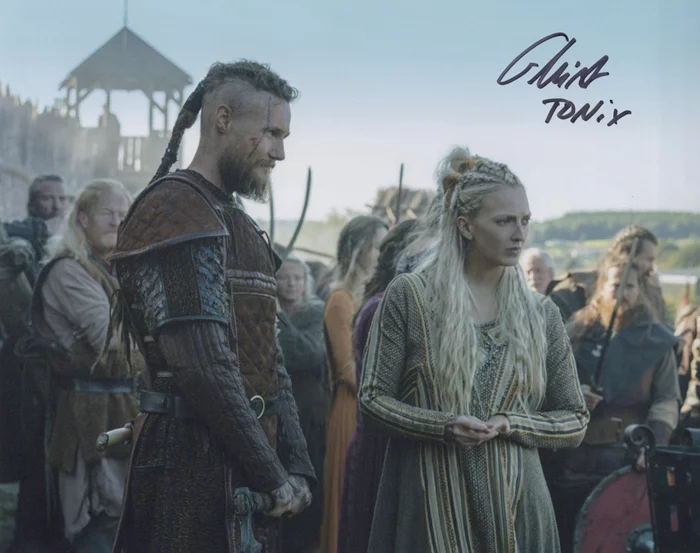 Georgia Hirst autograph