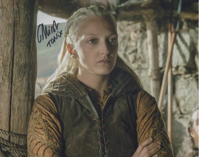 Georgia Hirst autograph
