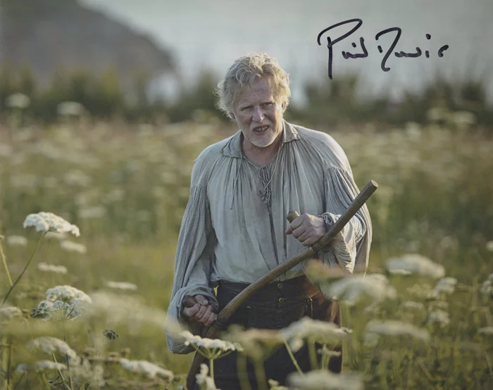 Phil Davis autograph