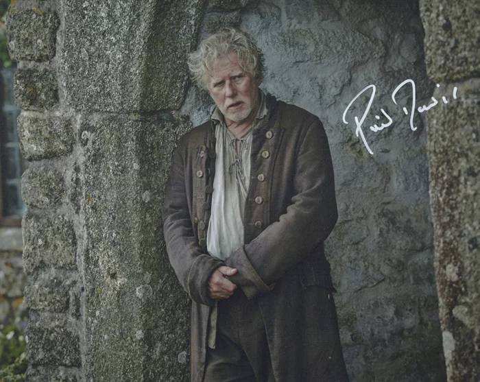 Phil Davis autograph