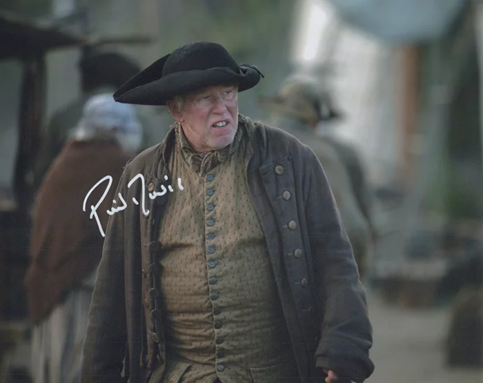 Phil Davis autograph