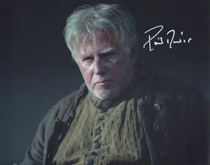 Phil Davis autograph