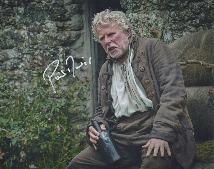 Phil Davis autograph