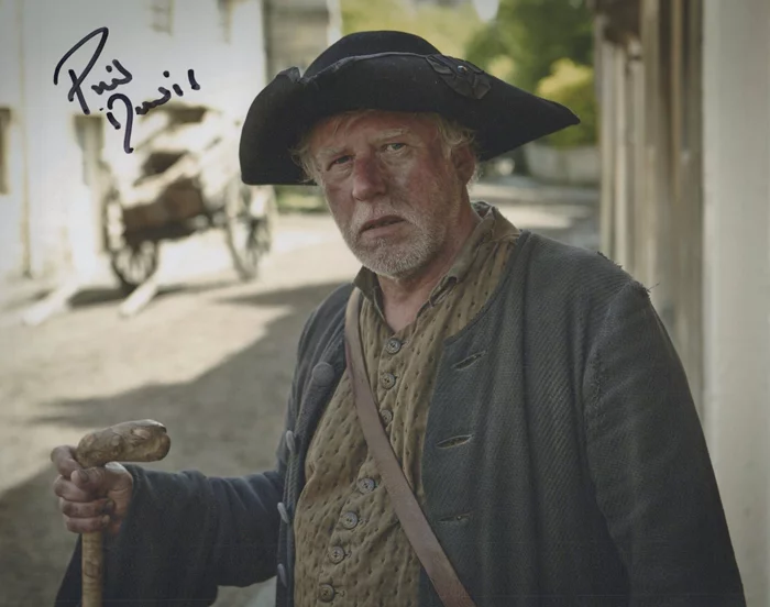 Phil Davis autograph