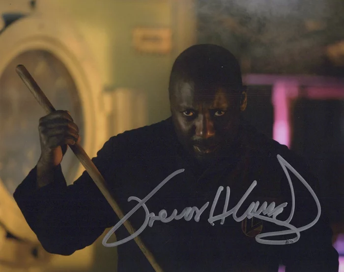 Trevor Laird autograph