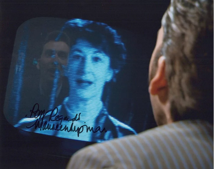 Maureen Lipman autograph
