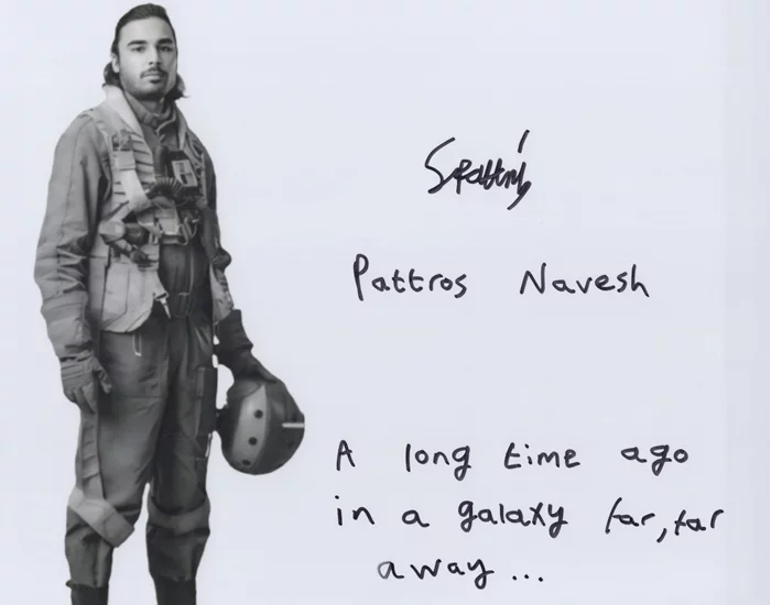 Pattros Navesh autograph
