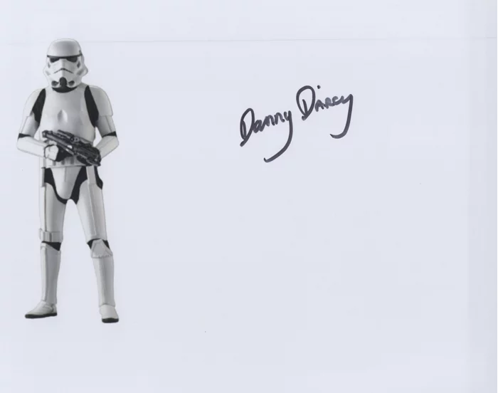 Daniel D'Arcy autograph