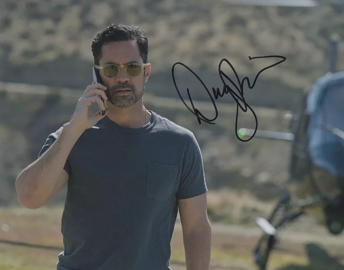 Danny Pino autograph