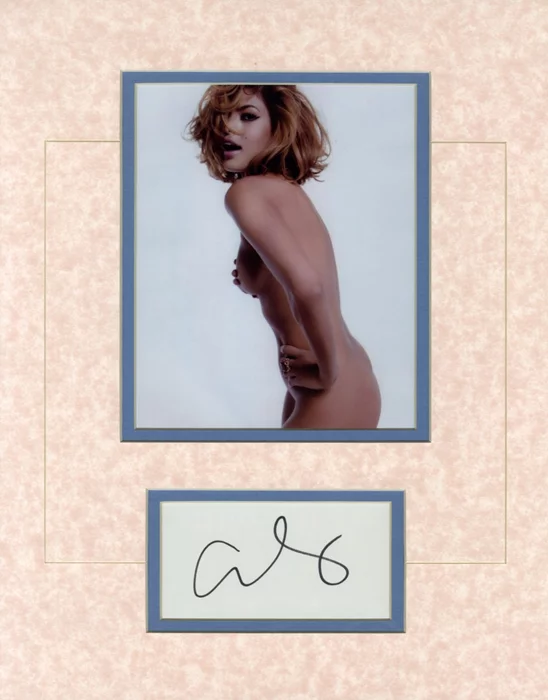 Eva Mendes autograph