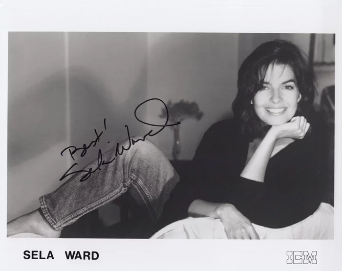 Sela Ward autograph